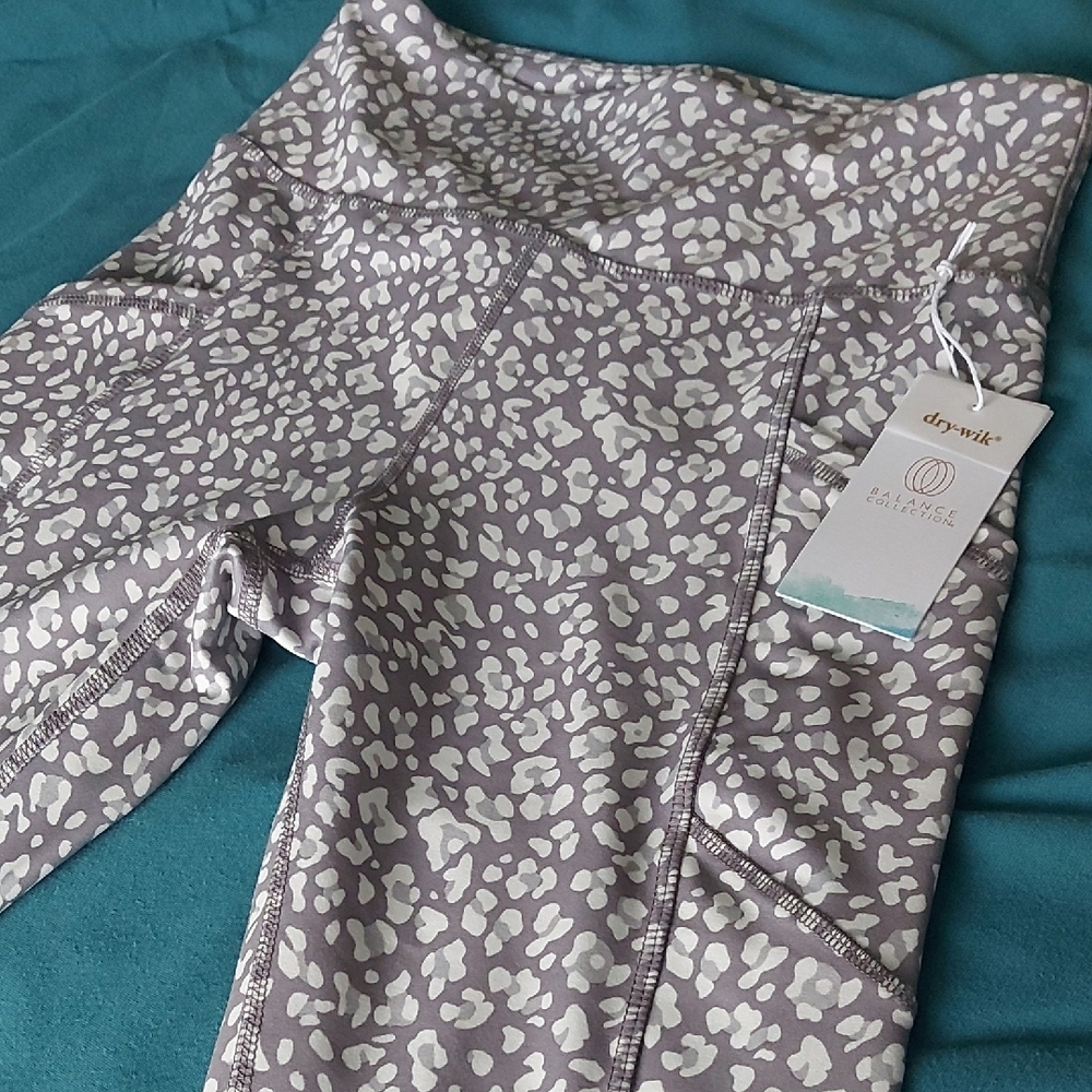 Balance Collection Dry-wik Leggings